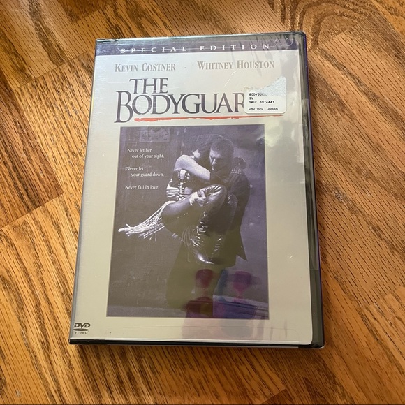 NWT/EUC Kevin Costner 3 Movie DVD Collection (Bodyguard/Guardian/Message) - Picture 5 of 13